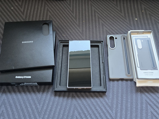 Samsung Z Fold 6 512GB Silver UUS