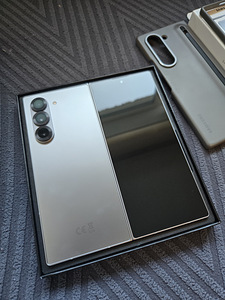 Samsung Z Fold 6 512GB Silver UUS (3 foto / 8)