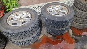 Toyota Land Cruiser 120 veljed. (1 foto / 1)