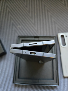 Samsung Z Fold 6 256GB Craft Black (9 foto / 10)