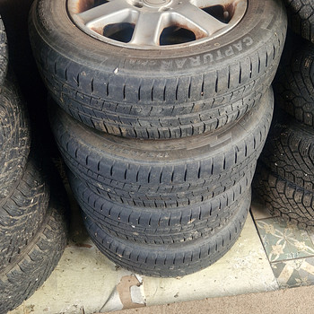 Toyota Yaris 2000a rattad