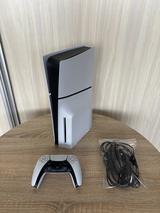 UUS! Playstation 5 Slim Disk edition (2 foto / 3)