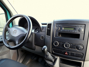 Mercedes-Benz Sprinter 211CDI 2.1 CDI 80kW (5 foto / 8)