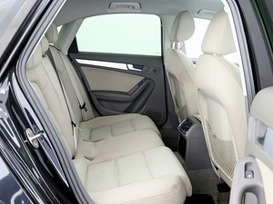 Audi A4 Comfortline ATM 1.8 118kW (7 фото из 7)