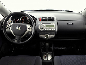 Honda Jazz Facelift ATM 1.3 61kW (5 foto / 7)