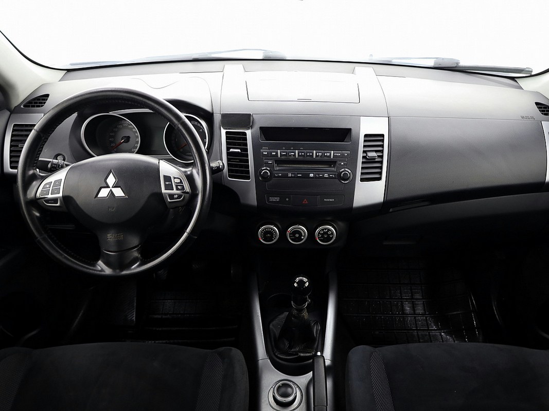 Mitsubishi Outlander Comfort 4x4 2.0 Di-D 103kW
