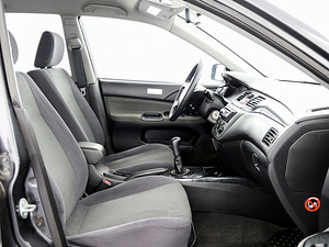 Mitsubishi Lancer Comfort 1.6 72kW (6 foto / 7)