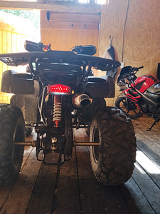 Квадроцикл (3 фото из 6)