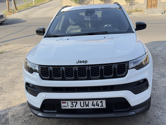 Продается JEEP Compass Latitude 2025