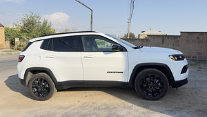 Продается JEEP Compass Latitude 2025 (2 фото из 8)