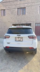 Продается JEEP Compass Latitude 2025 (3 фото из 8)