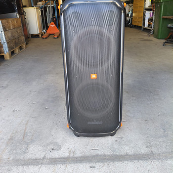 JBL Partybox 710