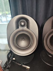 Игровая акустика 2.1 SteelSeries Arena 7 (RGB / USB) (5 фото из 7)