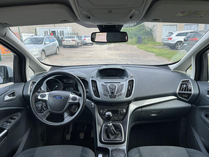 FORD C-MAX (10 фото из 11)