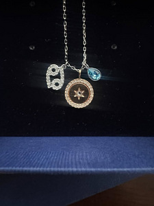 Swarovski kaelakett (2 foto / 2)