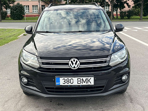VOLKSWAGEN TIGUAN (3 foto / 11)
