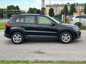 VOLKSWAGEN TIGUAN (5 foto / 11)