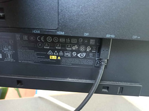 Lenovo ThinkVision P24h-10 ekraan (4 foto / 4)
