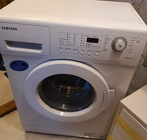 Pesumasin Samsung (1 foto / 4)