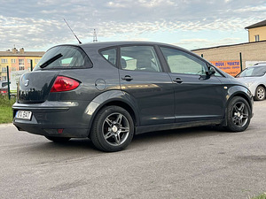 SEAT TOLEDO (7 фото из 11)