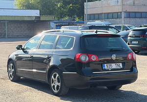 VOLKSWAGEN PASSAT VARIANT (6 foto / 8)