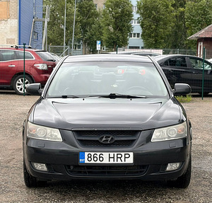 HYUNDAI SONATA (2 foto / 8)