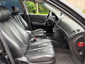 HYUNDAI SONATA (6 foto / 8)