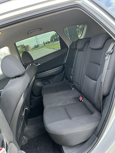 HYUNDAI I 30 CW (10 фото из 10)