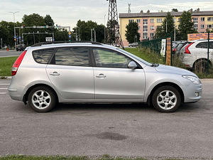 HYUNDAI I 30 CW (5 фото из 10)