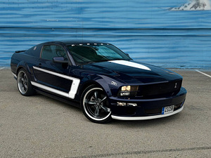 FORD MUSTANG (1 фото из 13)