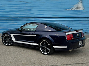 FORD MUSTANG (2 фото из 13)