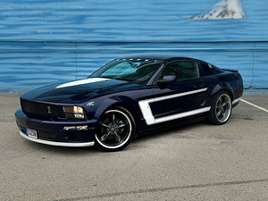 FORD MUSTANG (3 фото из 13)