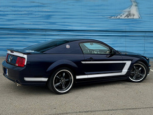 FORD MUSTANG (4 фото из 13)