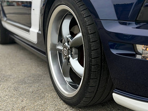 FORD MUSTANG (5 фото из 13)