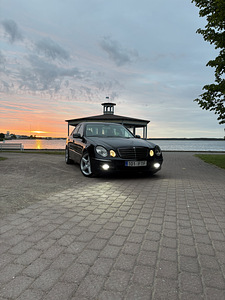 Mercedes Benz W211 (1 foto / 7)