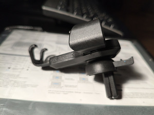 Car mobile holder (3 foto / 4)