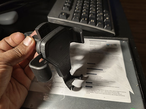 Car mobile holder (2 foto / 4)
