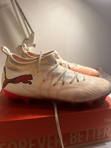 Футбольные бутсы puma (1 фото из 6)