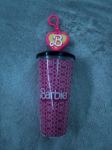 Barbie plastic water cup (1 foto / 4)