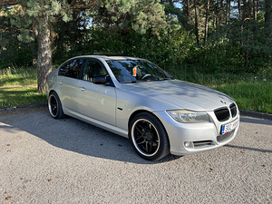 BMW E90, 2.0d (1 foto / 14)