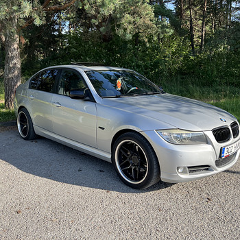 BMW E90, 2.0d