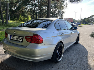 BMW E90, 2.0d (4 foto / 14)