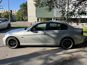 BMW E90, 2.0d (6 foto / 14)