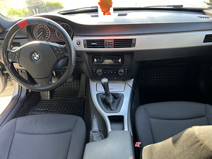 BMW E90, 2.0d (11 foto / 14)