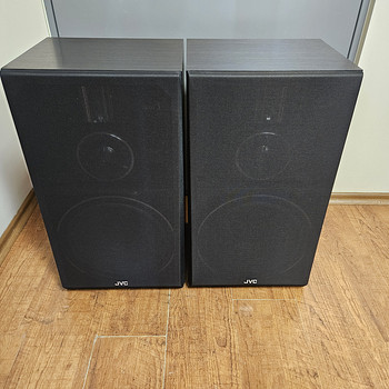 JVC Zero 5 3 way bass relex loudspeaker system with level