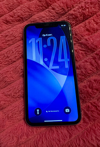 iPhone 11 64gb (1 foto / 9)