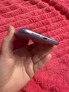 iPhone 11 64gb (7 foto / 9)