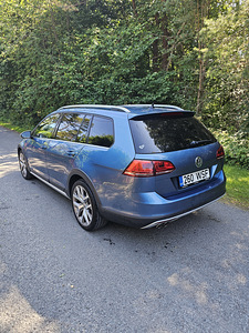 Volkswagen Golf Alltrack 4-Motion (3 фото из 10)