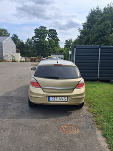Opel Astra 1.8 2005 (3 фото из 5)