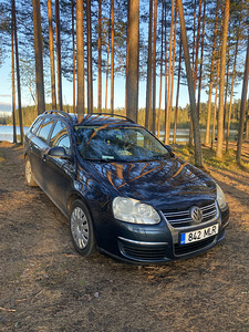 Müüa Volkswagen Golf (1 foto / 15)